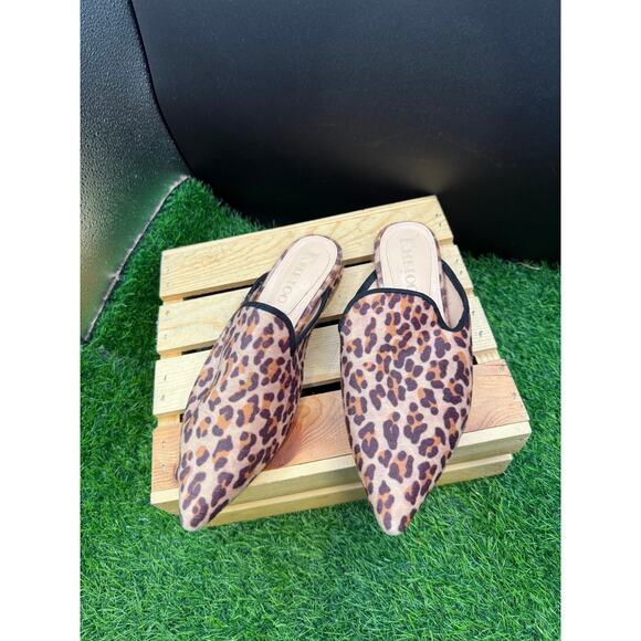 Kmeioo-Leopard Print- Pointed Flats-Size 9W - Picture 7 of 10